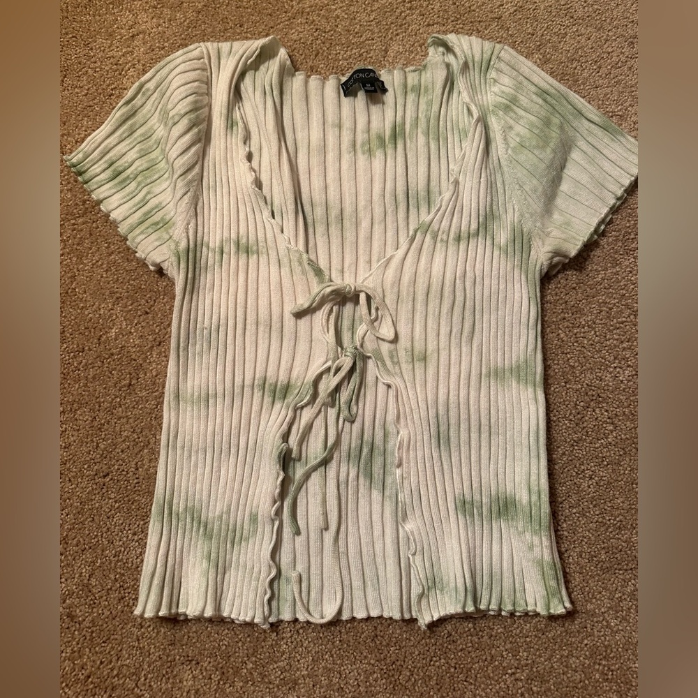 Cotton Candy Green and Cream Tie-Front Ribbed Blouse